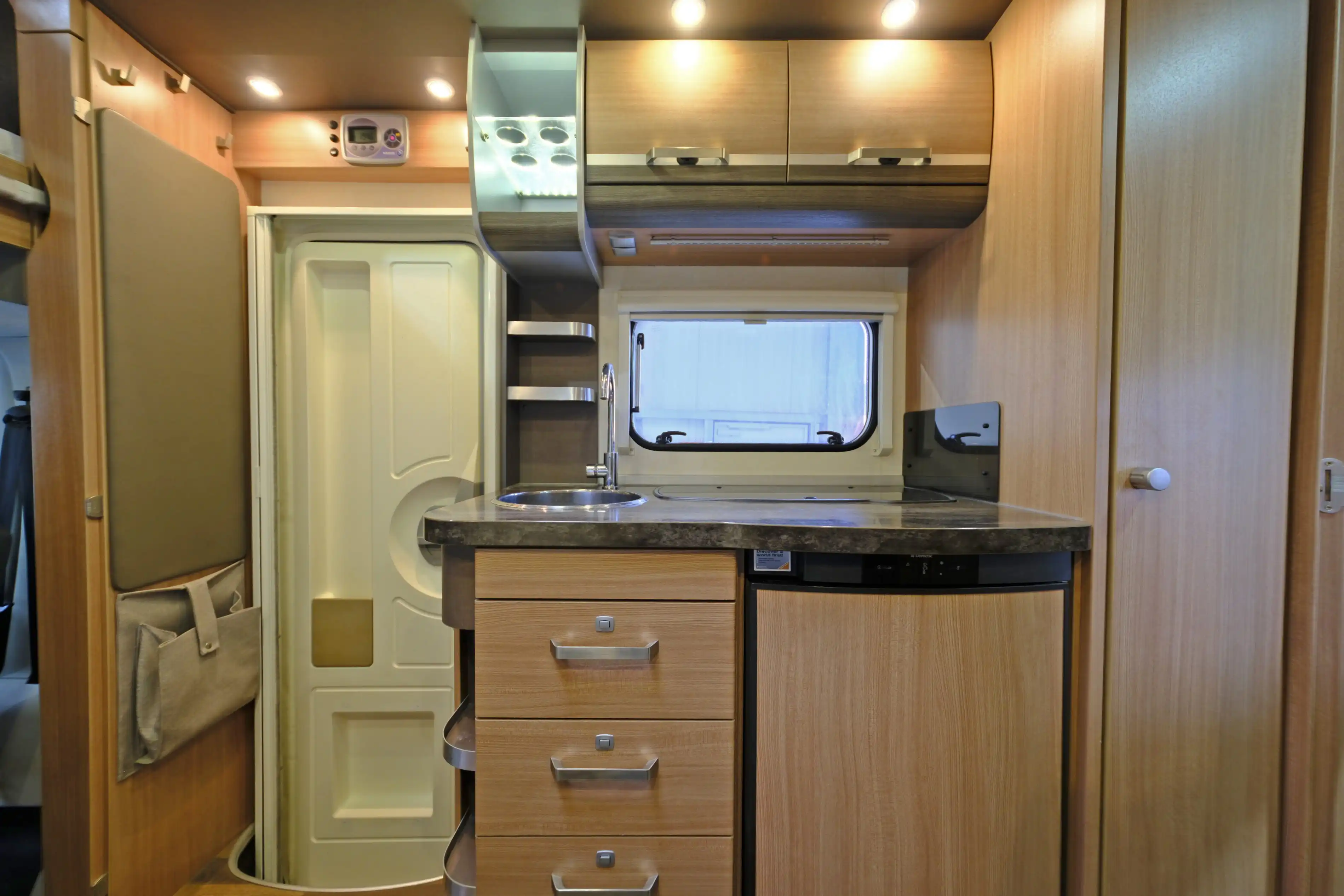 KNAUS Sky Traveller 500 
